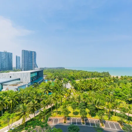 Yuebai Seaview Holiday Beauty