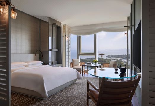 안다즈 선전 베이 내부 전경