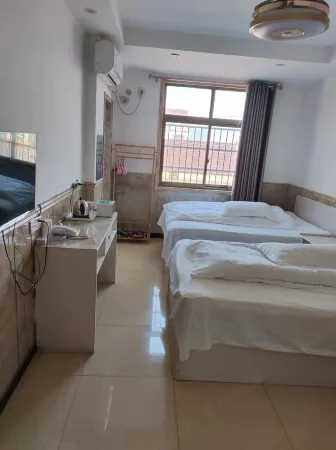 Yiyuan Hotel Отели рядом с достопримечательностью «Taihu County Dayan Bay Family Farm»