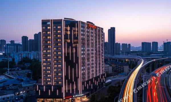 Hampton by Hilton Wuhan Baishazhou Avenue Hotel