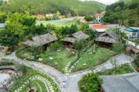 Natalie's Villa & Resort Mộc Châu Các khách sạn gần Thung Lung Mu Náu