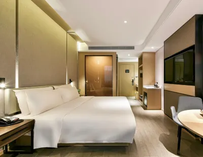 雲尚酒店(茂名文化廣場店) 鄰近石鰲塘榕園燈光夜市的酒店