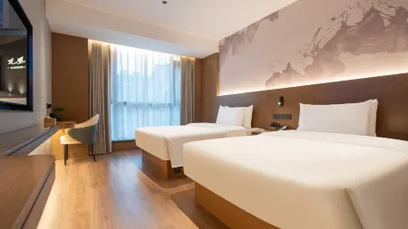 Mansheng Hotel (Guang'an Siyuan Plaza Municipal Government) Отели рядом с достопримечательностью «Deng Xiaoping's Hometown»