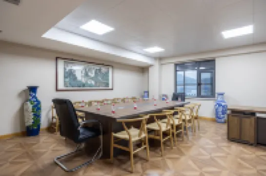 Cloud Hotel Lanzhou Zhangye Road Pedestrian Street Branch