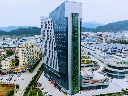 Magnotel (Lishui International Auto City)