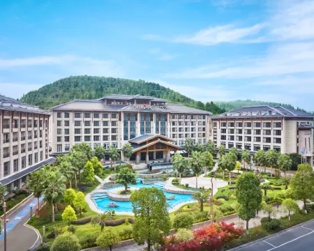 Four Points by Sheraton Anshun Huangguoshu Hoteles en Zhenning