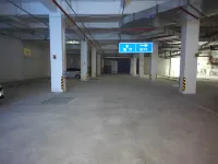 HanTing Hotel (Xi'an Xixian New Area Jinghe New Town Chongwen) - parking
