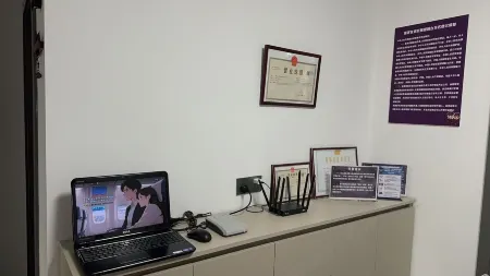 Nanhuage Hotel Отели рядом с достопримечательностью «Ping'an Post»