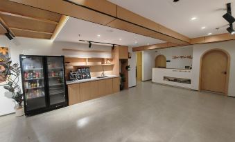 Songjian Xiaoyin Homestay (Changbai Mountain North Scenic Area Distribution Center)