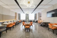 Poltton International Apartment (Zhanjiang Wuchuan New World Plaza Branch) Hotels in Wuchuan