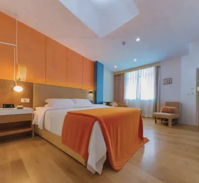Sihui Aisi Hotel (Yubocheng) Hotels near Guangzhou Huashi College of Commerce (Sihui Campus)