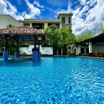 Hot Spring Courtyard Guesthouse Hotels near Jinglulun Culture and Tourism Village