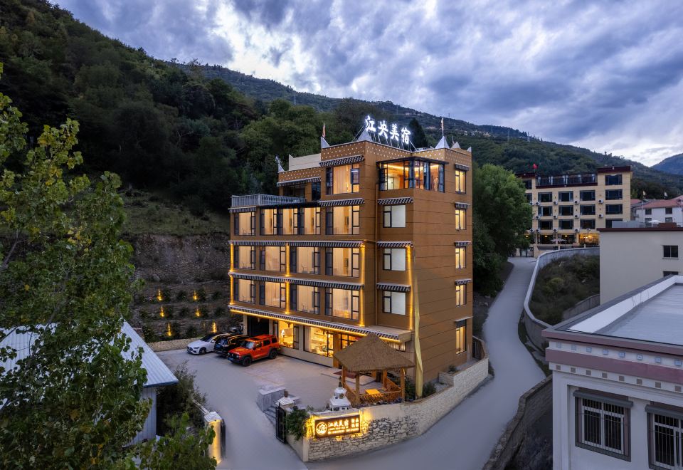 hotel overview picture