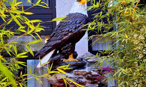 Taohua Island Jianghu Hot Spring Homestay Hotel (Xinzhou Ancient City Branch)