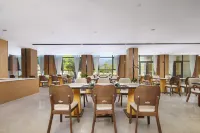 Xinping Jiasa Bosen Holiday Hot Spring Hotel