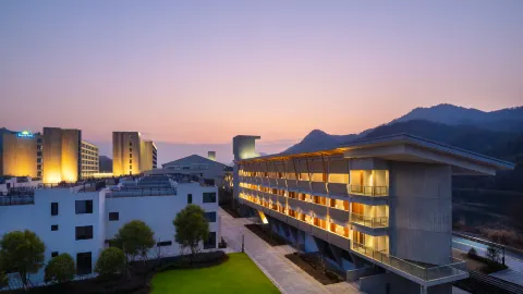 Lishui Huaxiang Wyndham Resort Hotel in 리수이