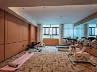 Jinsheng Xuhua Hotel (Hechi Nandan Bus Terminal) - Gym