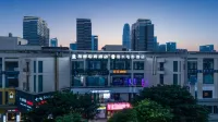 REMAX Remai E-Sports Hotel (Taizhou Modern World Yaoda Road) - parking