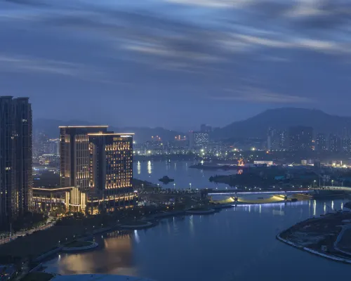 DoubleTree by Hilton Hotel Xiamen - Haicang Hotels near Haicang