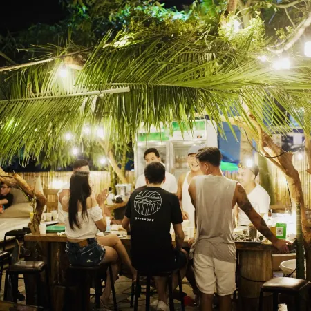 BAMBOO HOUSE Backpackers Inn Отели рядом с достопримечательностью «Кичонг Бич»