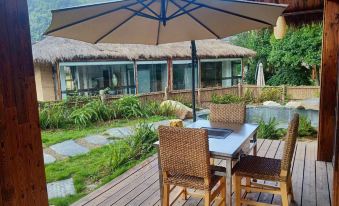 Yaochi Xiaoqikong Homestay