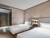 汉庭酒店(南京上元门地铁站店) - 双床房
