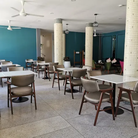 Subhamitra Hotel Hua Hin Отели в г. Хуахин