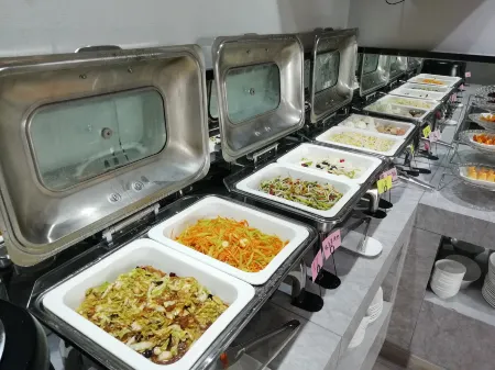 Delin Friendship Hotel Отели рядом со станцией Zaozhuang Railway Station