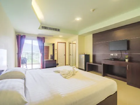 Smile Residence Hotel berhampiran Phuket Botanic Garden