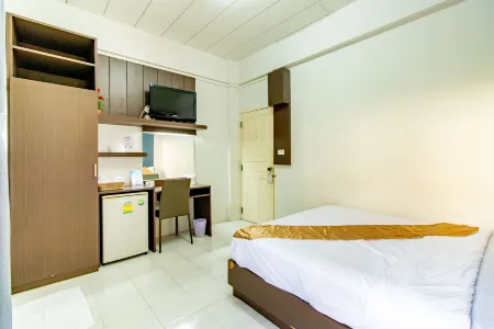 Riski Residence Bangkok-Noi - Wasit Apartment