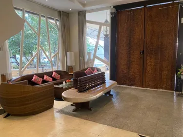 รูปภาพของไอบุ๊คกิ้ง แทรมส์ สแควร์