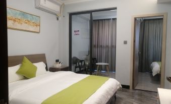 Qingyuan East Lake International Apartment - Hizvo