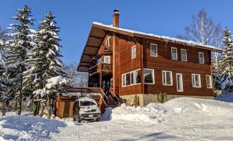 Niseko Ski Lodge - Higashiyama