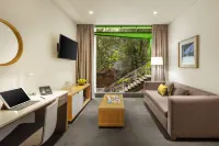 Quest Mounts Bay Road Hotels in Subiaco