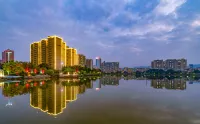 Longhu Island Hotel (Deqing Longmu Street) Hotel dekat Deqing Passenger Transport Terminal