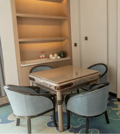 Sansheng Holiday Hotel