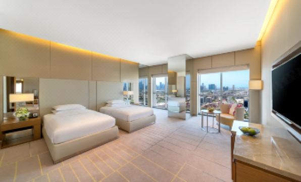 Hyatt Regency Dubai Creek Heights