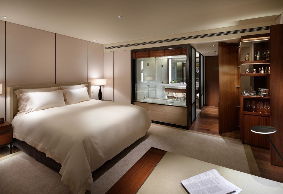 1. 서울신라호텔..