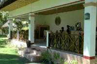 Neptune Diving Resort Santander - breakfast