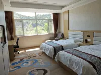 Chengde Huaguan Holiday Hotel (Puning Temple Branch)