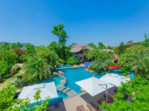 World Dinosaur Valley Hot Spring Hotel Hotels in Lufeng