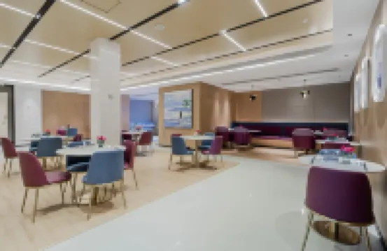 Home Inn Hotel (Haikou Mixc Qilou Old Street Branch)