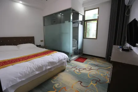 Qingshen Zhixin Business Hotel