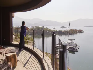 Karen·Qiandao Lake Hotel (Yacht Sailing Island Manor)