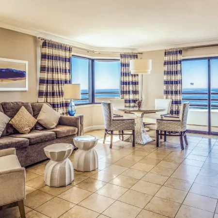 The Waterfront Beach Resort, A Hilton Hotel