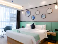 Xana Lite Hotel (Sui County Fengcheng Square) Hotels in Sui County