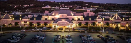 Hyatt Place at The Hollywood Casino Pittsburgh South