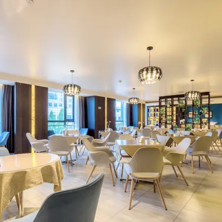 Metropolo Jinjiang Hotels (Hangzhou Xiasha Jinshahu Lake Metro Station  Store) Отели рядом с достопримечательностью «Река Фучуньцзян»