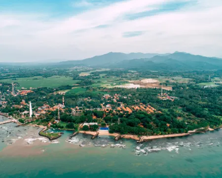 Mambruk Hotel & Convention Hoteles en Anyar