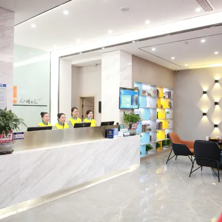 7Days Inn Hotel (Jiang'an Zhuhai Shangcheng)